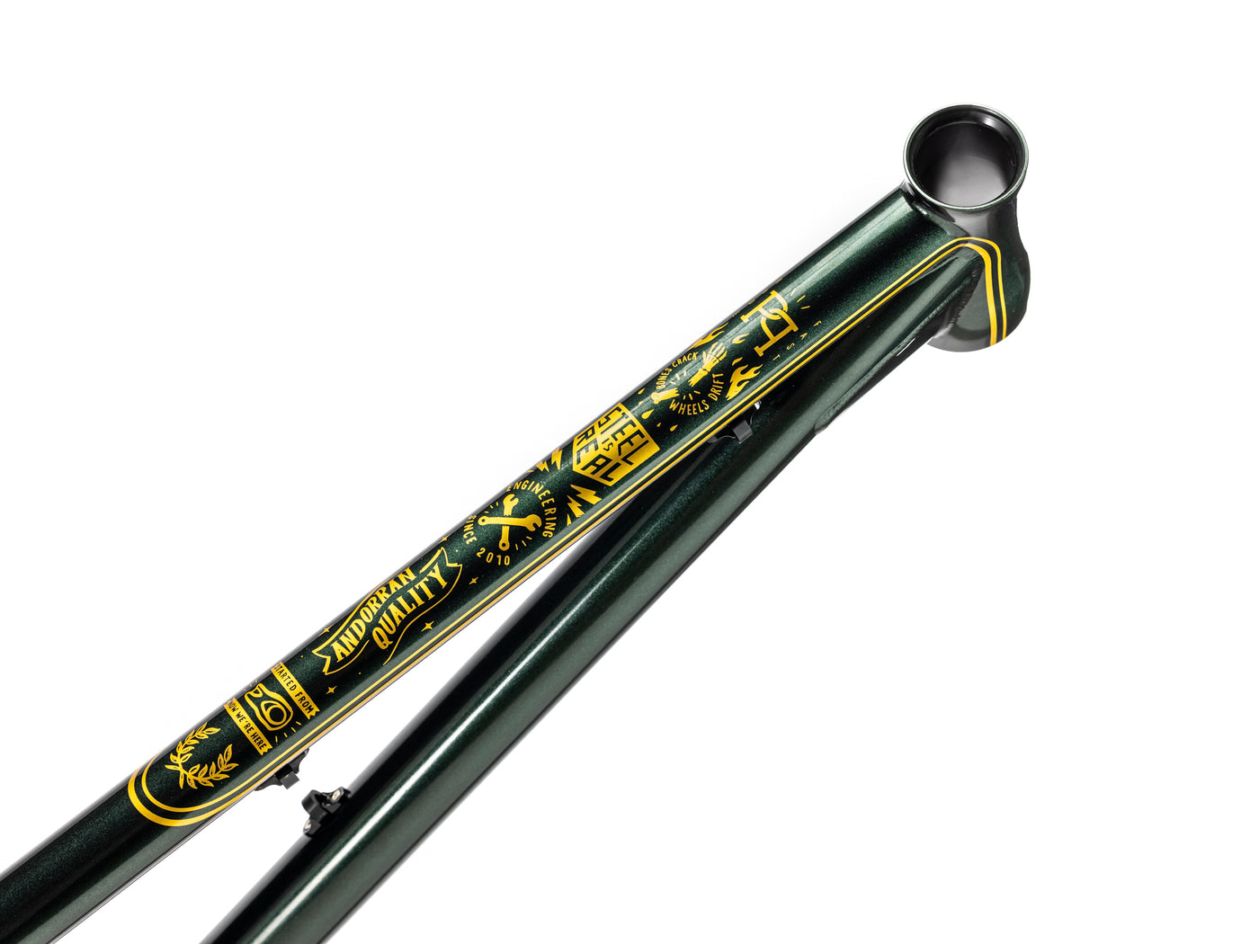 Shan 27" Racing History Cadre